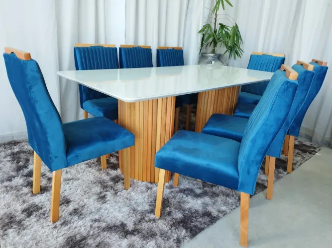 Conjunto Mesa de Jantar com 8 Cadeiras Elegantes