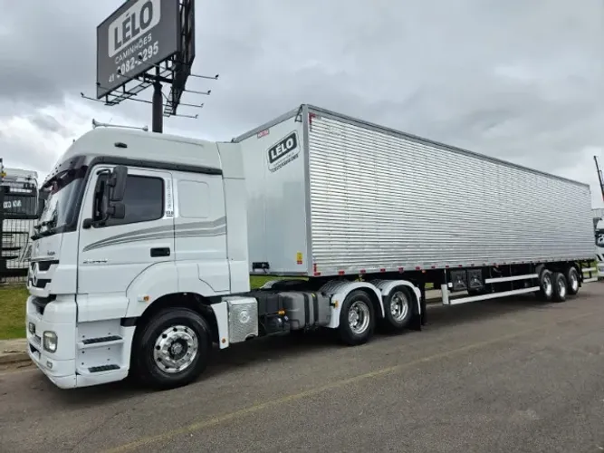 Mb Axor 2544 6x2 Ano 22 Baixo km 226 mil km rodados teto alto aut+ Baú Nostra 0km 30plts