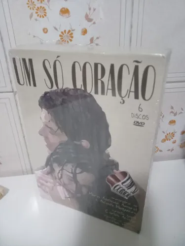 Box DVD novo lacrado minissérie Globo Um Só Coração 6 discos