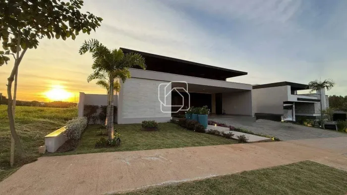 Casa de Condomínio em Indaiatuba à venda Parque Villa dos Pinheiros - SP | 3 quartos Área