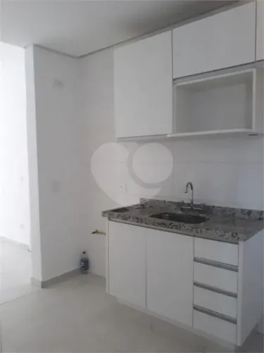 Apartamento à venda ou para alugar com 2 quartos no condomínio Recanto Cascata, São Roque