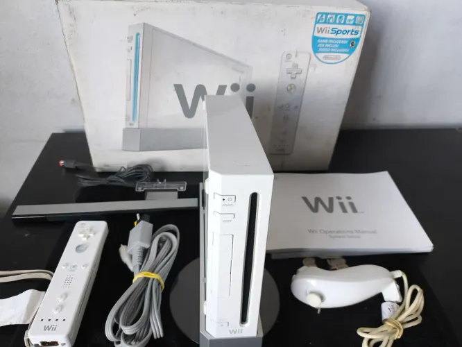 Leia o anúncio somente vend Nintendo Wii original em excelente estado de conservação
