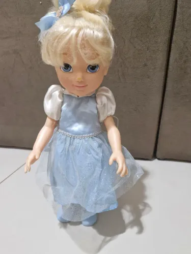 Boneca Cinderella Disney