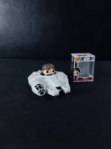 Funko Pop! Bitty Ride: Star Wars - Han Solo com Millenium Falcon