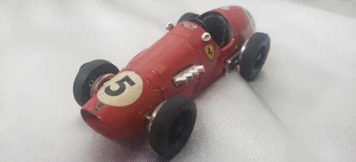 Miniatura Ferrari 1/43 Charuto - Brumm