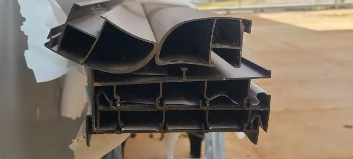 Perfil de de alumínio para janelas e portas de esquadrias Novas