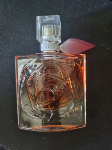 Perfume: Lancome, La Vie Est Belle Rose Eau De Parfum