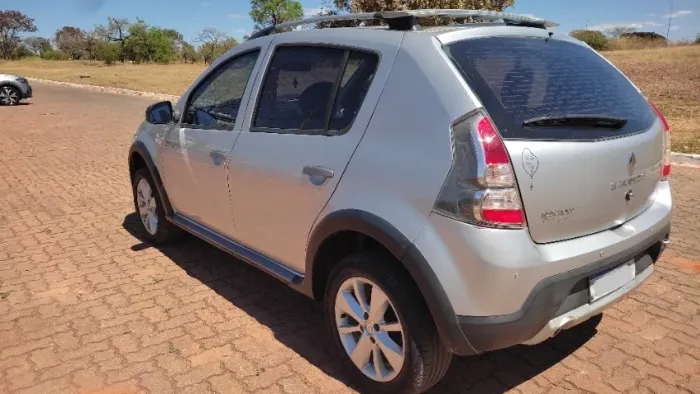 Renault Sandero Stepway Hi-flex 1.6 16V 5P Aut. 2013
