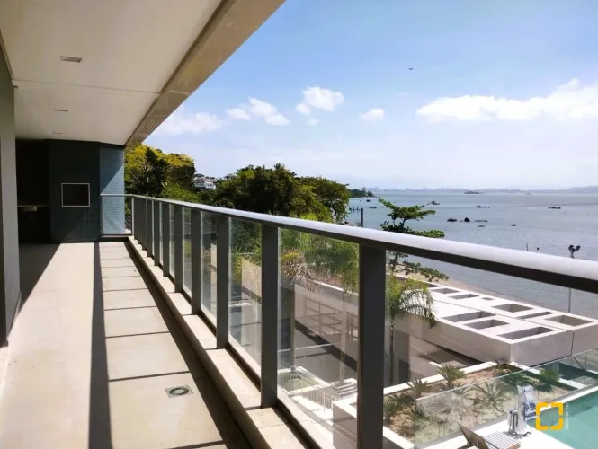 Apartamento com 3 suítes à venda em Cacupé - Florianópolis