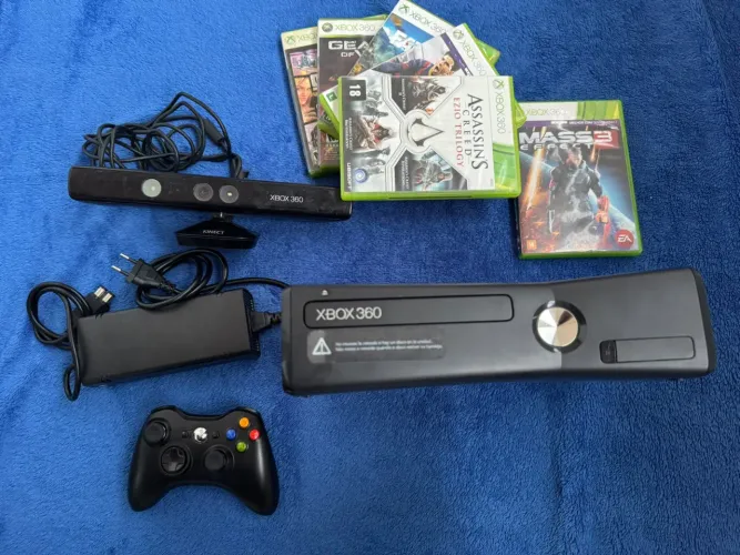 Xbox 360 Slim Completo + 3 Jogo Originais
