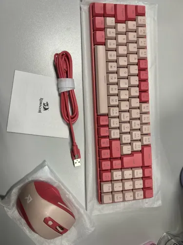 Kit Teclado Mecânico e Mouse Sem Fio Redragon BS-8772 Rosa