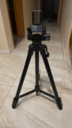 Tripé Fotográfico Robusto com Regulagem de Altura + Bolsa