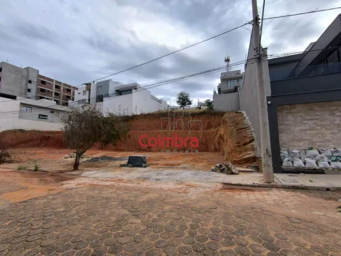 Lote no bairro Santo Agostinho