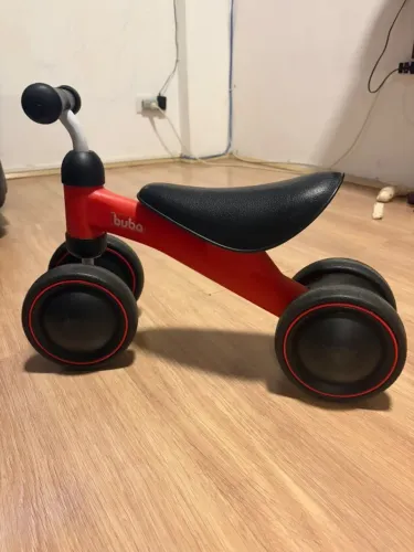 bicicleta buba vermelha