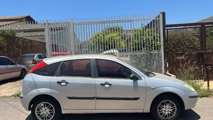 Ford Focus 1.6 S/se/se Plus Flex 8v/16v 5P 2005