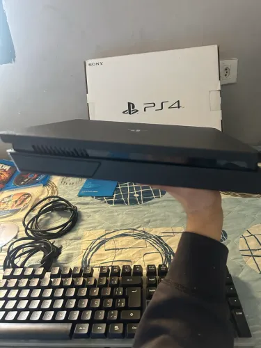 Ps4 slim 1tb