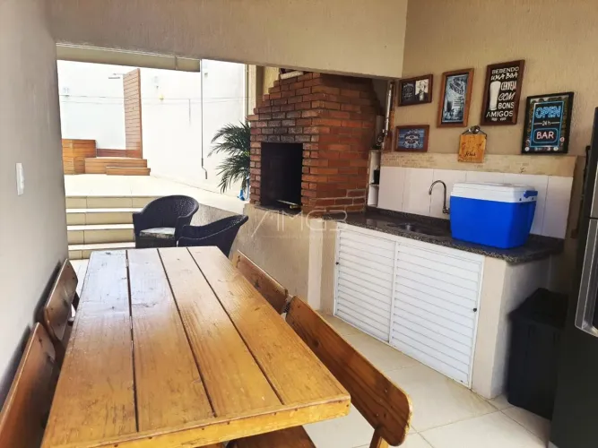 Casa a venda no bairro São Quirino em Campinas-SP