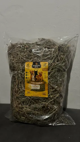 Feno Premium Segredos Pets - Sabor Camomila 500g (Novo/Pronta Entrega)