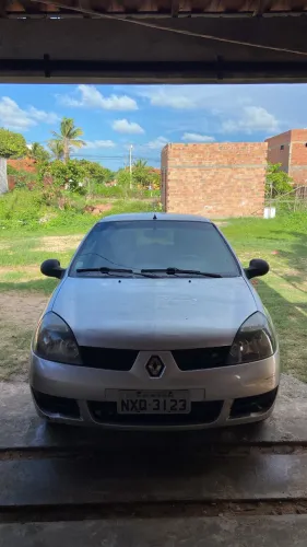Renault Clio Hi-flex 1.0 16V 3P 2012