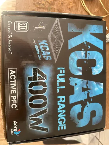 Fonte Aerocool KCAS 400W 80 Plus White ? NOVA
