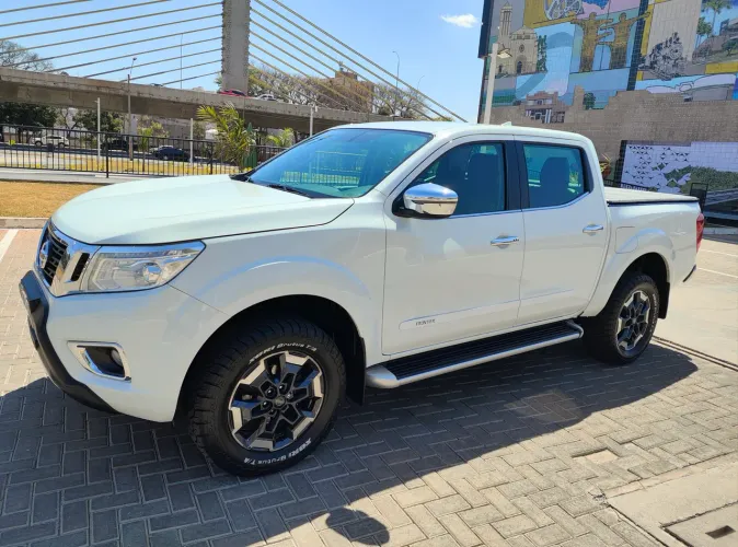 Nissan Frontier XE CD 4X4 2.3 Bi-TB Diesel Aut. 2022