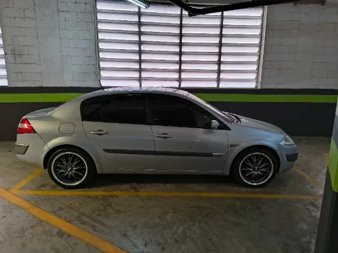 Renault Megane Sedan Dynamique 2.0 16V Aut. 2008