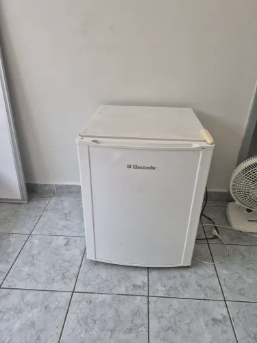 Frigobar Electrolux 