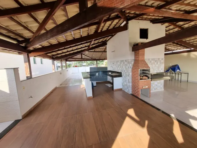 EXCELENTE CASA A VENDA COM HABITE-SE NO CABRAL - 623,64M2 DE ÁREA ÚTIL CONSTRUÍDA - 480m2 