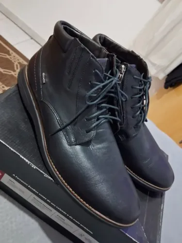 Sapato / Bota masculina Ferracini de couro