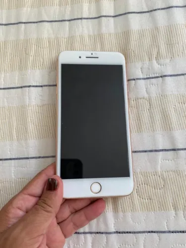 Celular iPhone 8plus