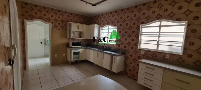 Casa para Venda em Araras, Parque Alvorada, 5 dormitórios, 1 suíte, 5 banheiros, 2 vagas