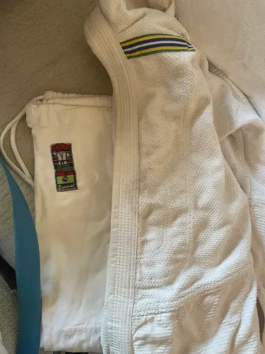 Kimono shiro tamanho 3 adulto