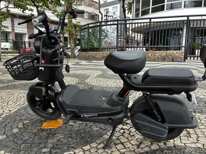 Bike elétrica modelo mobe 800w 32km