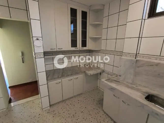 Apartamento disponível para locação no bairro Osvaldo Resende.