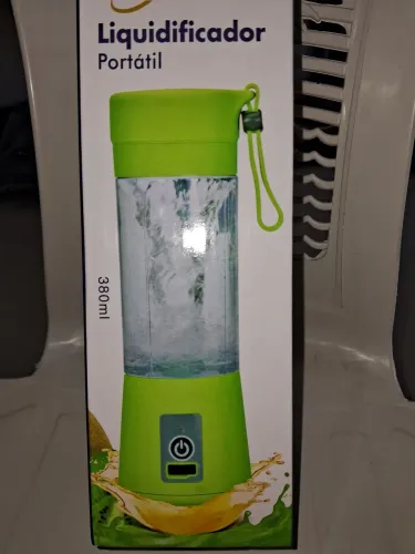 Liquidificador Portátil 380 ml  Marca Átomo  MO-HM-03 