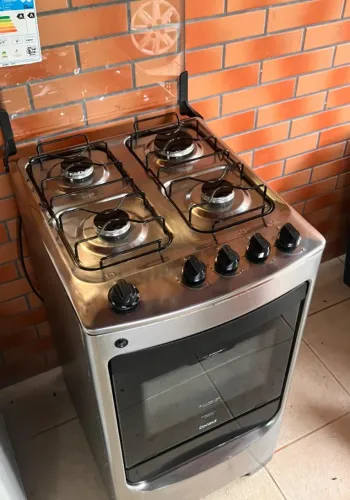 Fogão Consul 4 Bocas Inox - Super Novo (Menos de 6 meses de uso!)