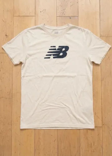 Camkseta New Balance usada