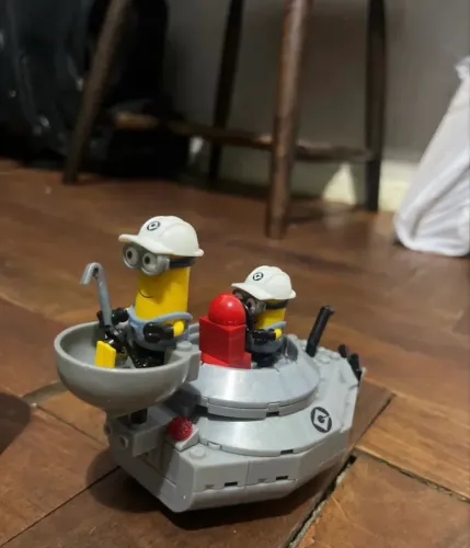 carrinho dos minions lego
