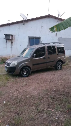 Fiat Doblo ELX 1.4 MPI Fire Flex 8V 4P 2011