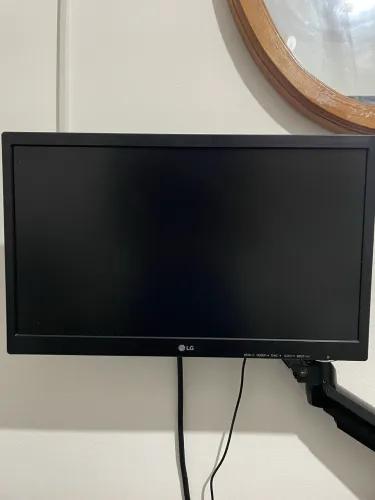 Monitor + Suporte articulado