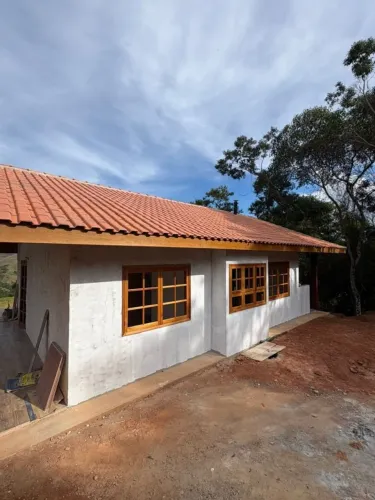 Um Espetáculo de Chácara na Serra da Mantiqueira. São 750m² Delfim Moreira/MG
