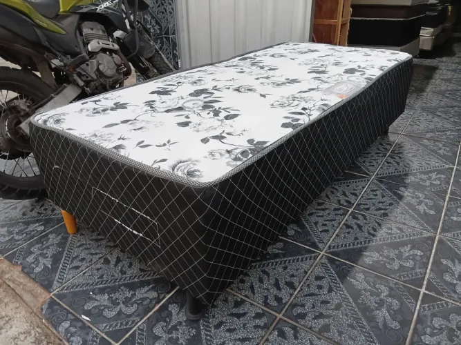 Cama solteiro seminova