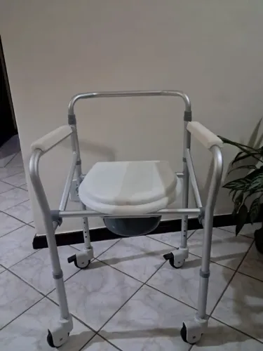 Cadeira de banho Nova