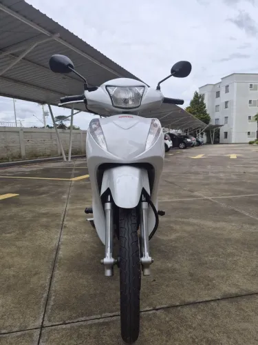 Biz ex 125 ano 2015