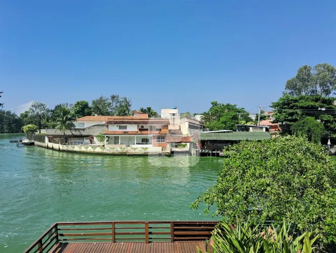 Propriedade Ilha da Gigóia | Casa Triplex | ~ 365 m² de terreno | Piscina e Deck Suspenso