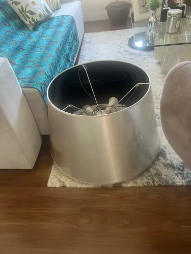 Vendo linda luminária pendente..