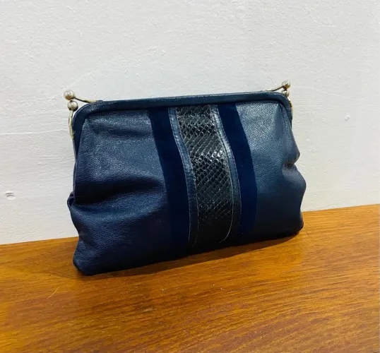 Bolsa Clutch Vintage Couro Azul Marinho Fecho Vovó