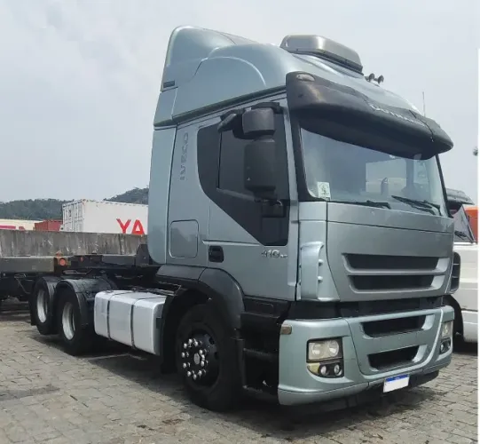 Iveco Stralis 410 6x2 ano 2011/11