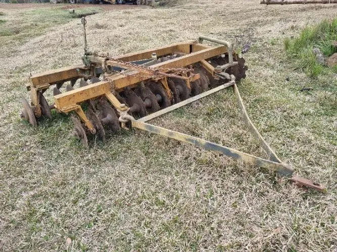 Grade Niveladora IMASA 32 Discos