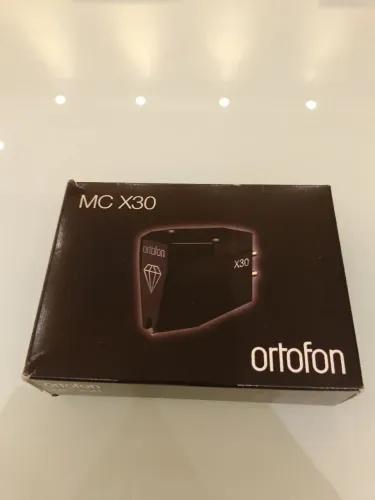 Capsula e agulha Ortofon MC X30